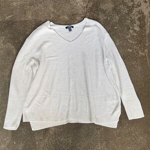 Light Cream V-Neck Sweater